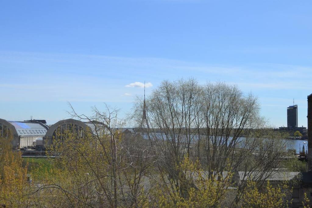 Luxury With A Balcony And View In Old Town Appartamento Riga