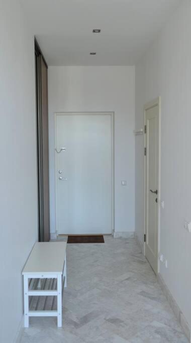 Luxury With A Balcony And View In Old Town Рига
