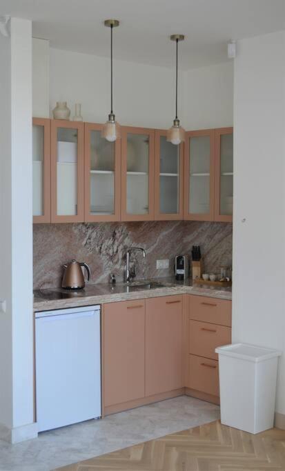 Luxury With A Balcony And View In Old Town Рига