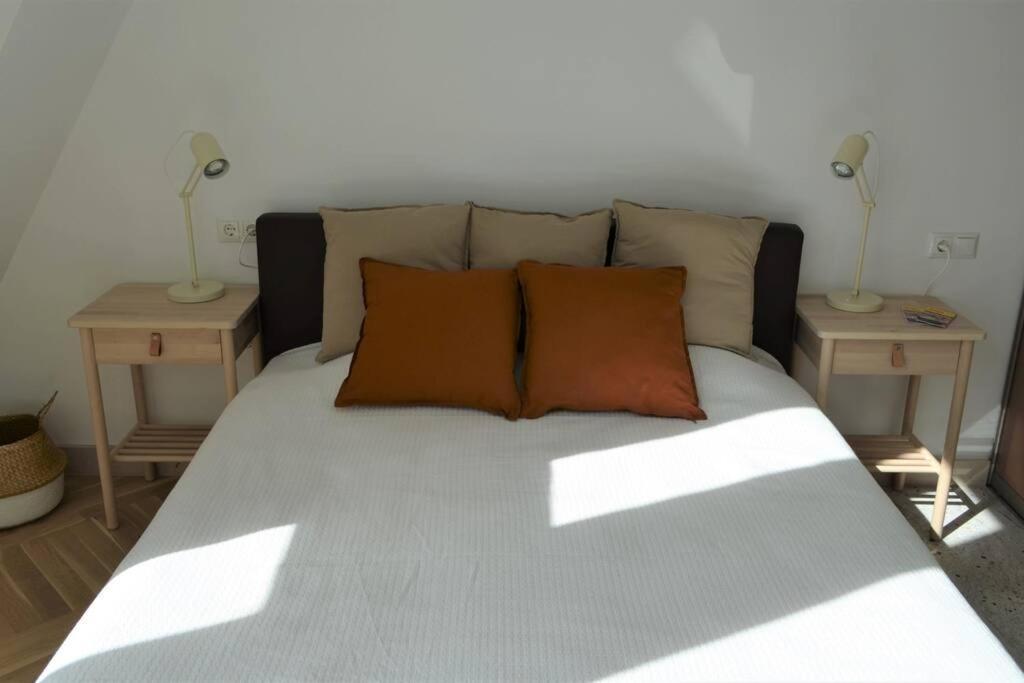 Luxury With A Balcony And View In Old Town Апартаменты